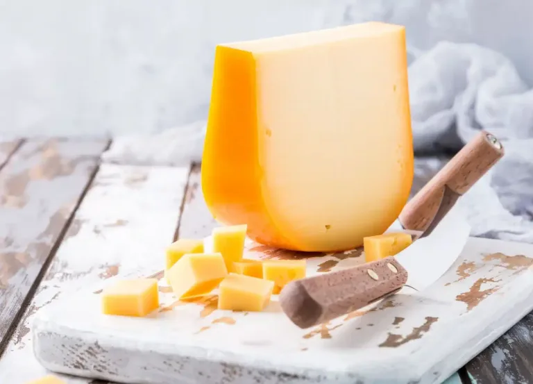 Make Cheese with Paula – Gouda