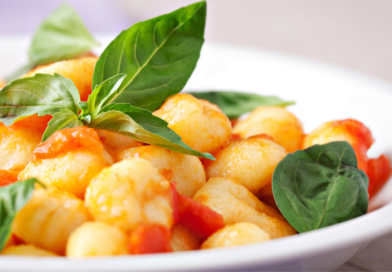 Italian Cooking: Ricotta Gnocchi with Tomato Sauce and Potato Gnocchi with Meat Sauce