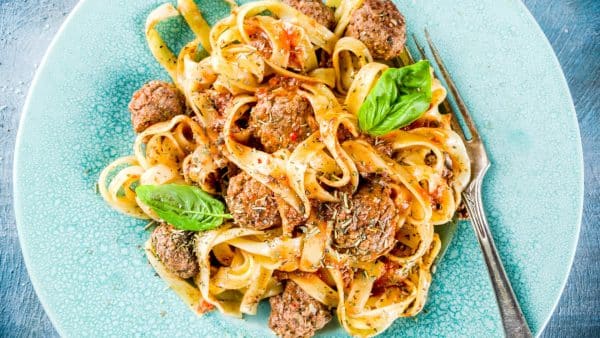 Italian Cooking - Fresh Fettuccine with Meatballs Sauce - Image 2