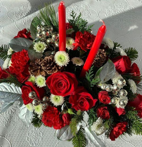 Christmas Floral Arrangements - Image 3